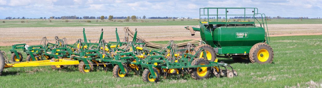 Simplicity Australia specialises in the design and manufacture of air seeders and tillage equipment and offers the most diverse range of air seeders in the country and even globally.